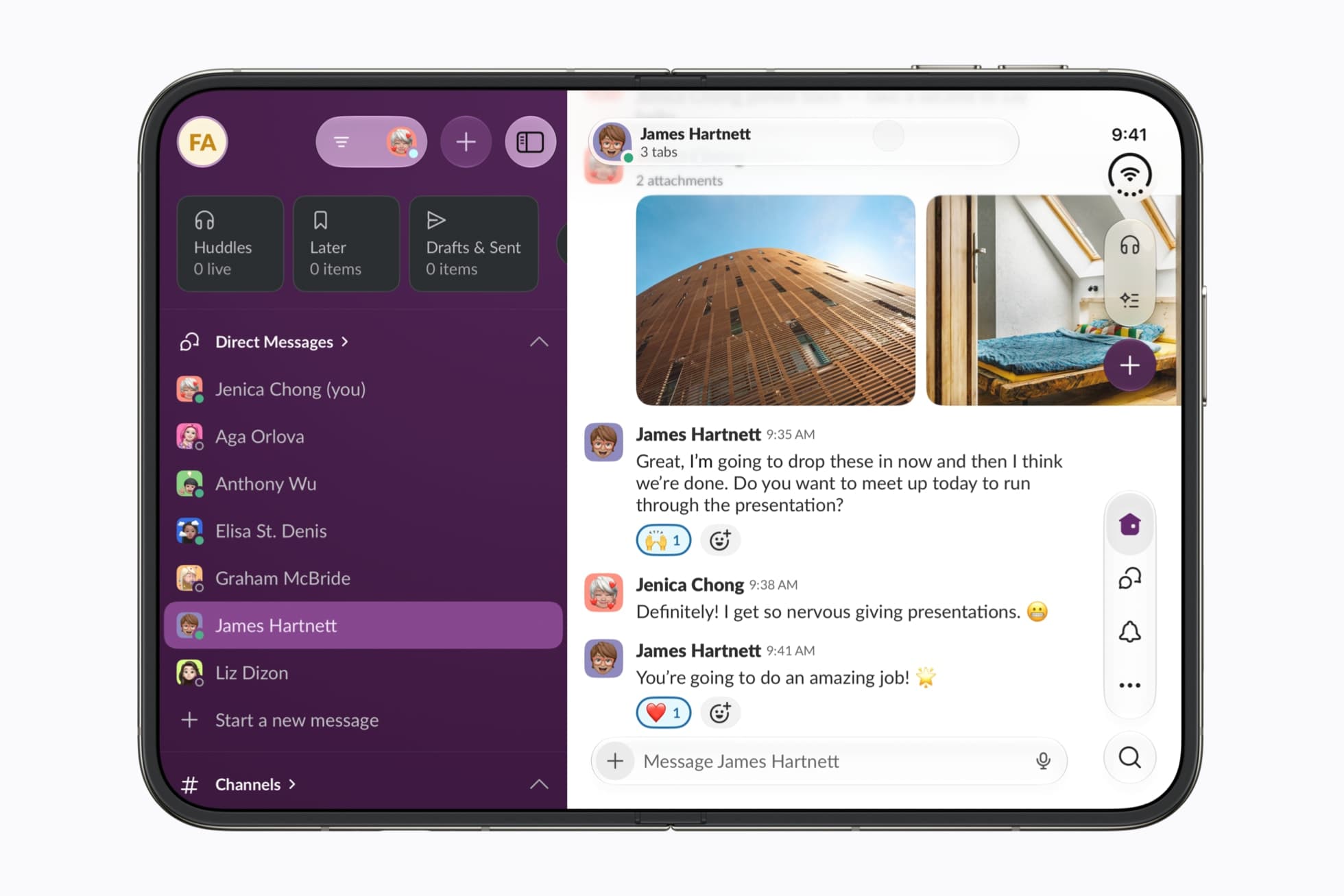 Slack-appen vist på en åpen iPhone Duo.