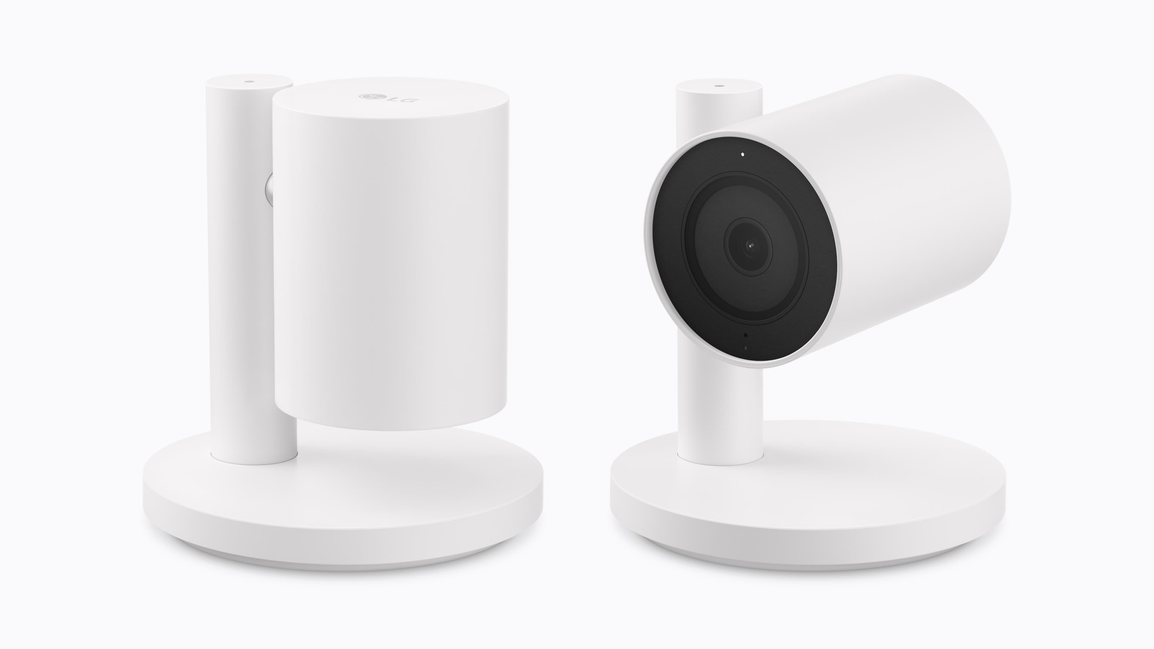 LG Indoor Cam i to stillinger, med objektivet synlig og vippet bort.