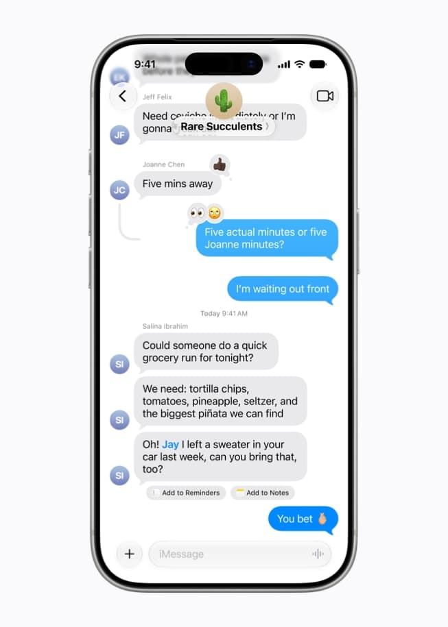 En samtale i Meldinger på iPhone viser de engelske forslagene «Add to Reminders» og «Add to Notes».