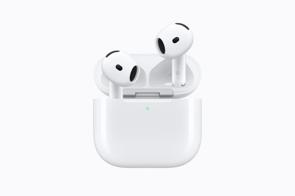 AirPods 5 i et åpent hvitt ladeetui