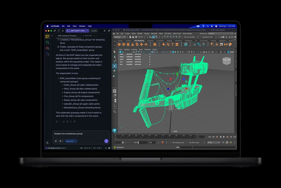 M5 MacBook Pro som kjører den lokale KI-appen LM Studio ved siden av Autodesk Maya på skjermen