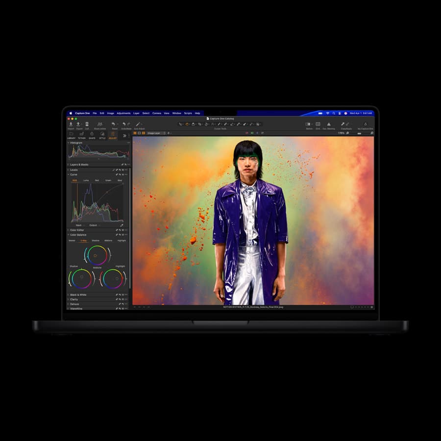 Apple presenterer MacBook Pro med M5 Pro og M5 Max, med banebrytende proff ytelse og avansert KI på enheten